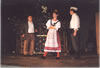 Václav Staněk jako Habršperk, Hana Šotová jako Markýtka a Vlastimil Hanuš jako Bláha v představení Jindřichohradecké činohry Naši furianti z roku 2002